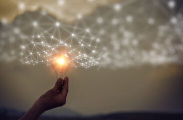 思念、想念、怀念、惦念如何区别？