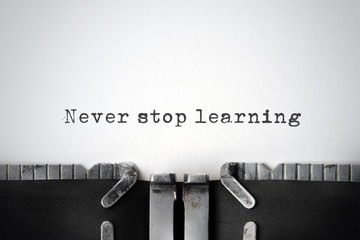 思念、想念、怀念、惦念如何区别？