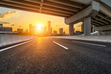 模特T台步骤及T台训练技巧